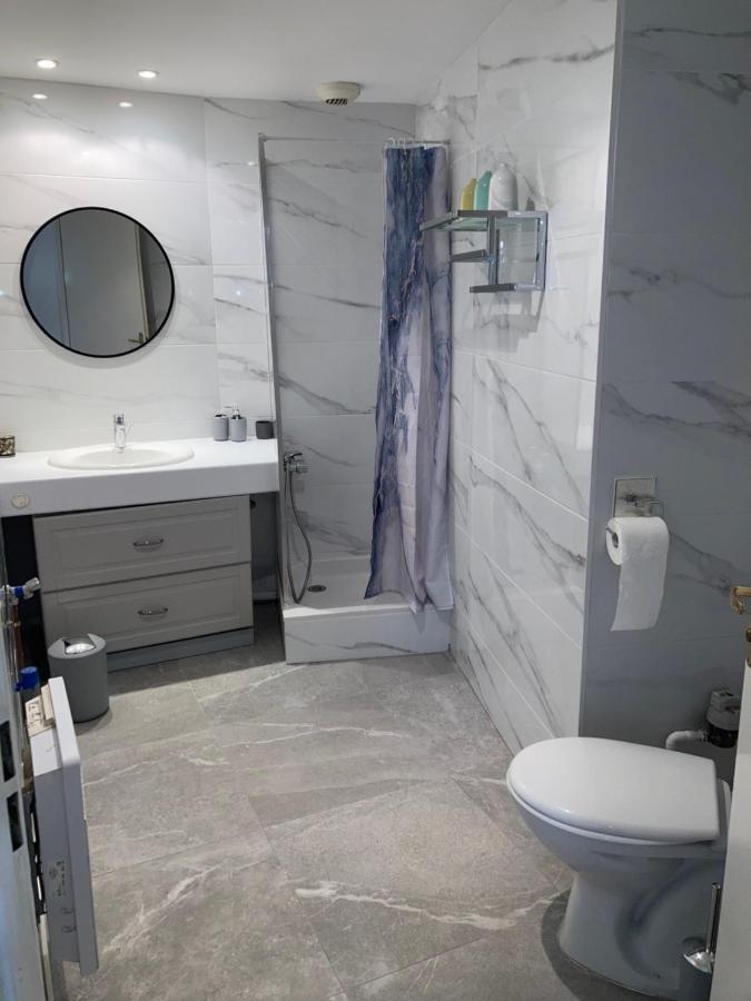 Apparement Chaleureux Avec Balcon Apartamento Marselha Exterior foto