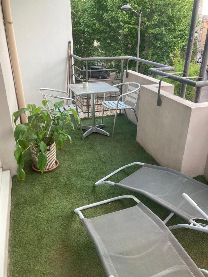 Apparement Chaleureux Avec Balcon Apartamento Marselha Exterior foto